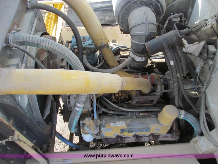 image for item E3584 1997 Tyler 4330 spreader truck