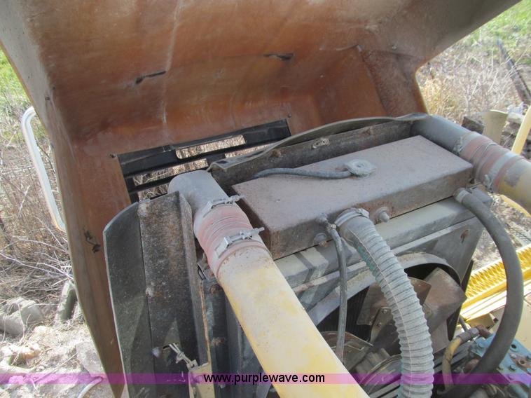 image for item E3584 1997 Tyler 4330 spreader truck