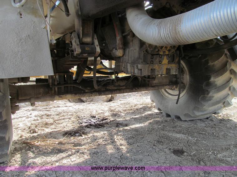 image for item E3584 1997 Tyler 4330 spreader truck