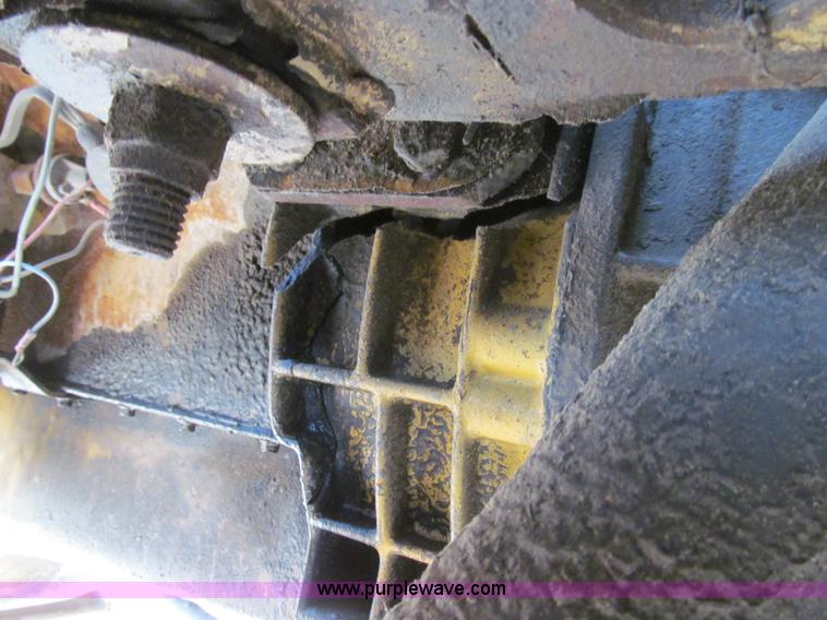 image for item E3584 1997 Tyler 4330 spreader truck