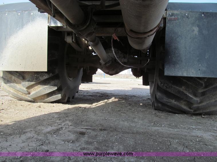 image for item E3584 1997 Tyler 4330 spreader truck