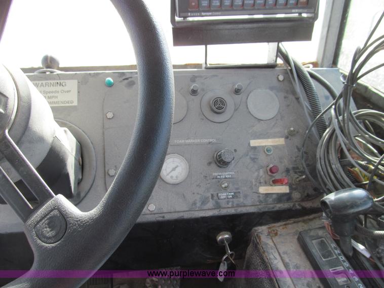 image for item E3584 1997 Tyler 4330 spreader truck