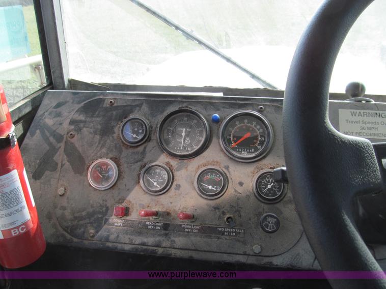 image for item E3584 1997 Tyler 4330 spreader truck