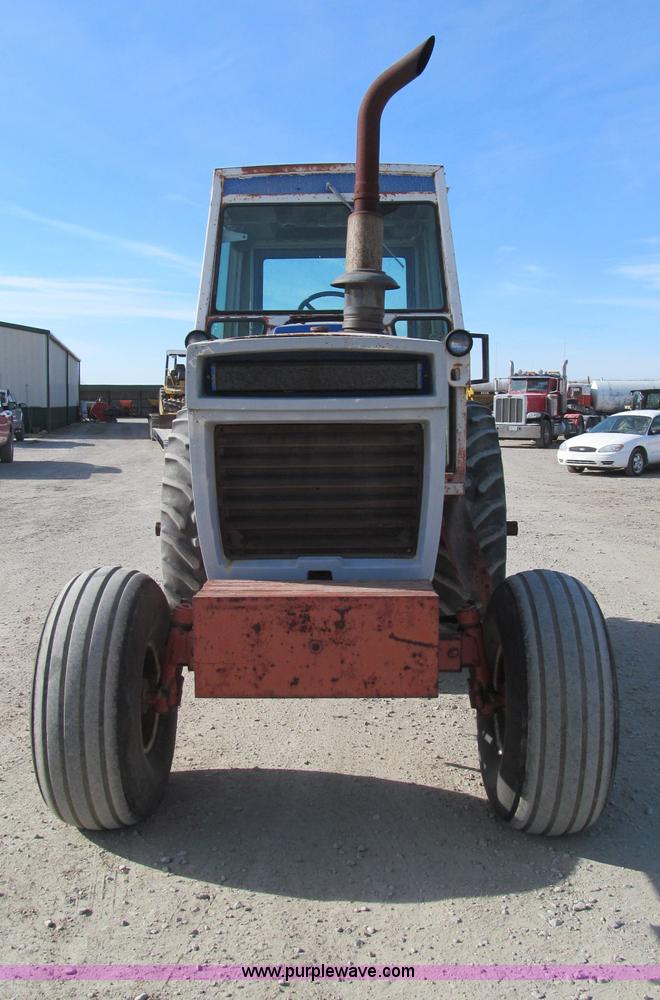 image for item E5738 1976 Case 1570 Spirit of 76 tractor