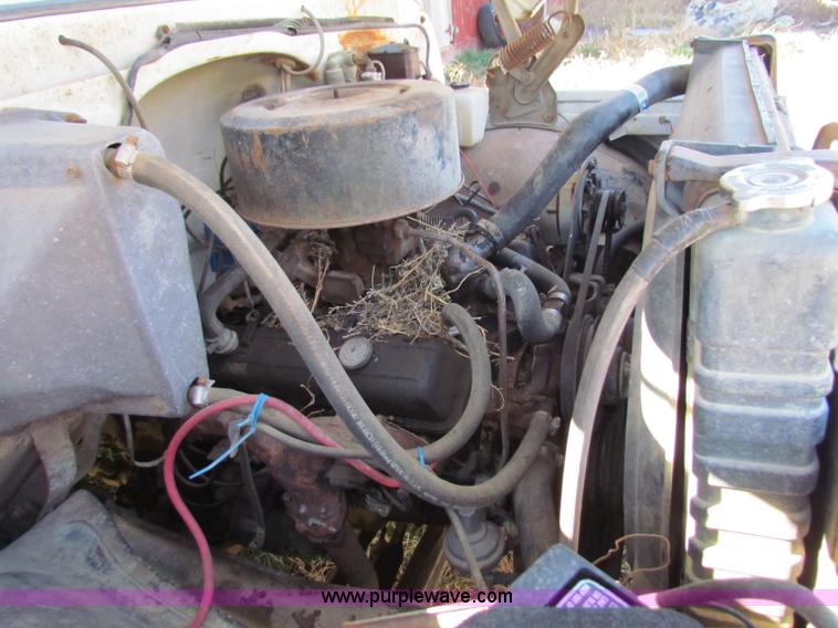 image for item E8178 1972 Chevrolet C50 truck