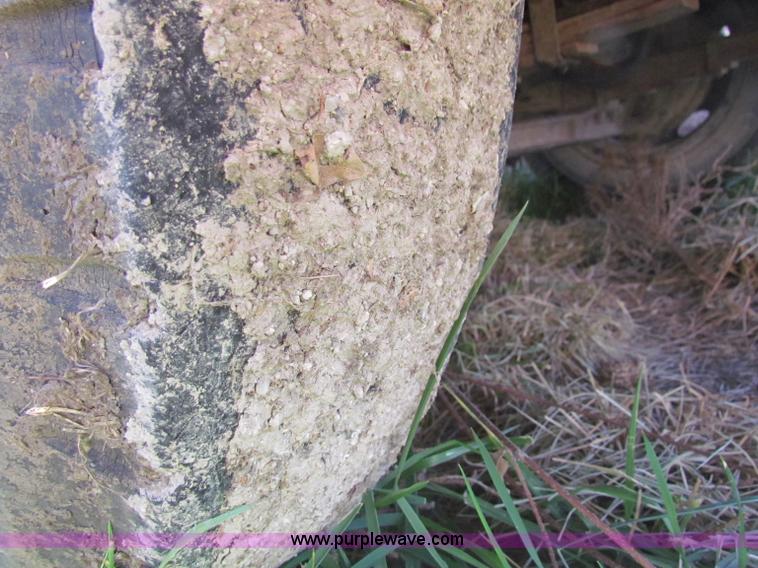 image for item E8178 1972 Chevrolet C50 truck