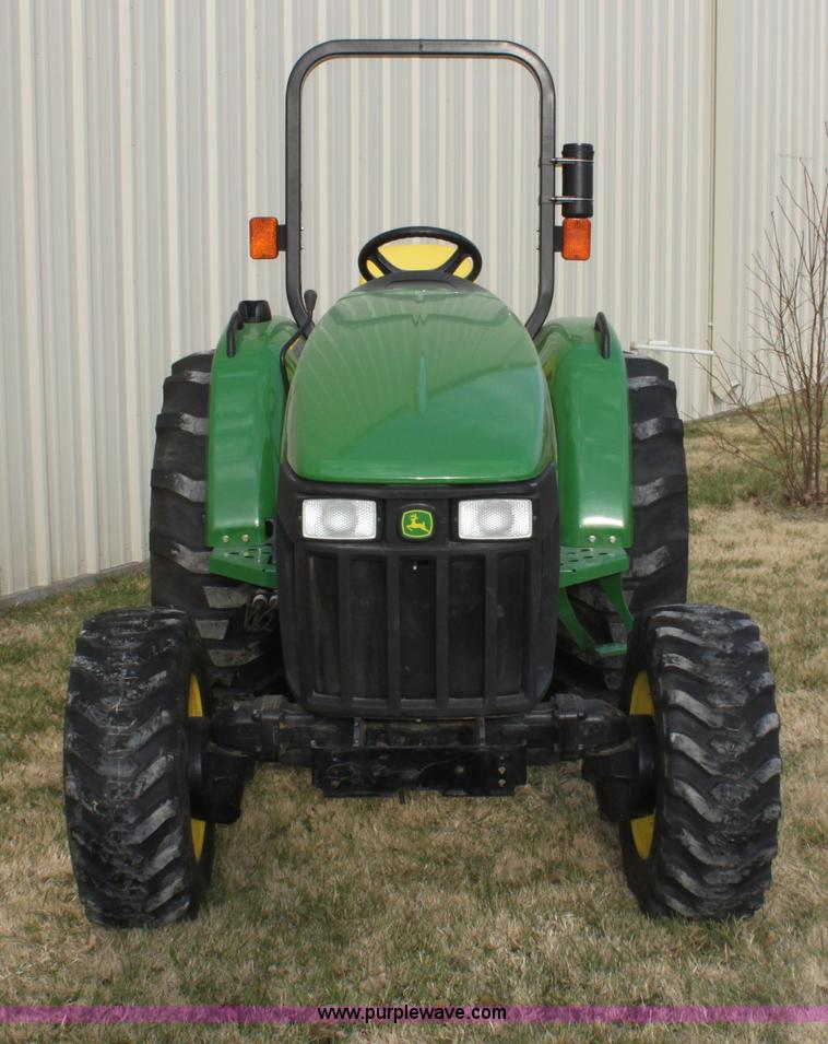 image for item E8236 2010 John Deere 4105 MFWD tractor