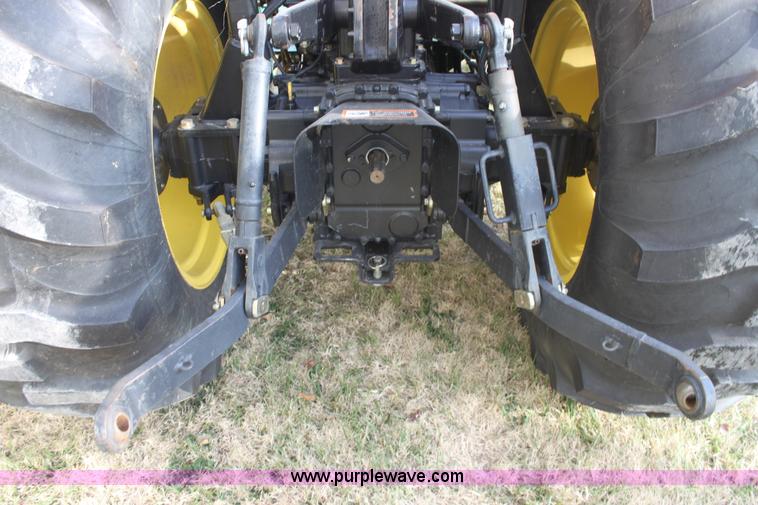 image for item E8236 2010 John Deere 4105 MFWD tractor