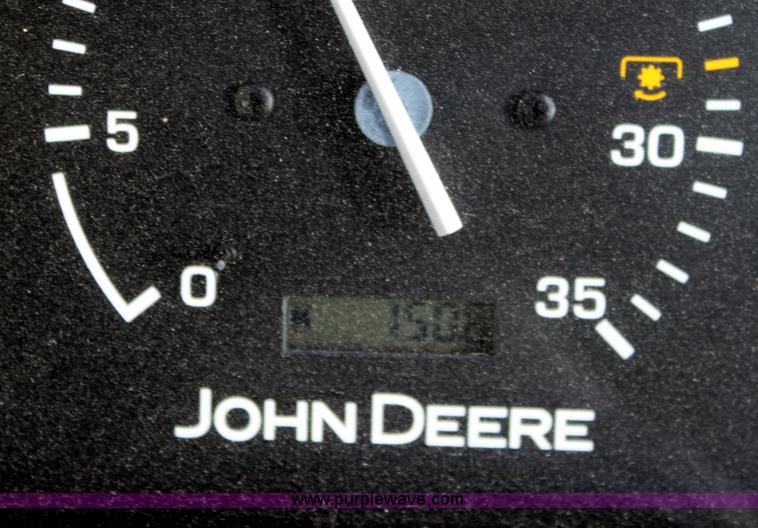 image for item E8236 2010 John Deere 4105 MFWD tractor