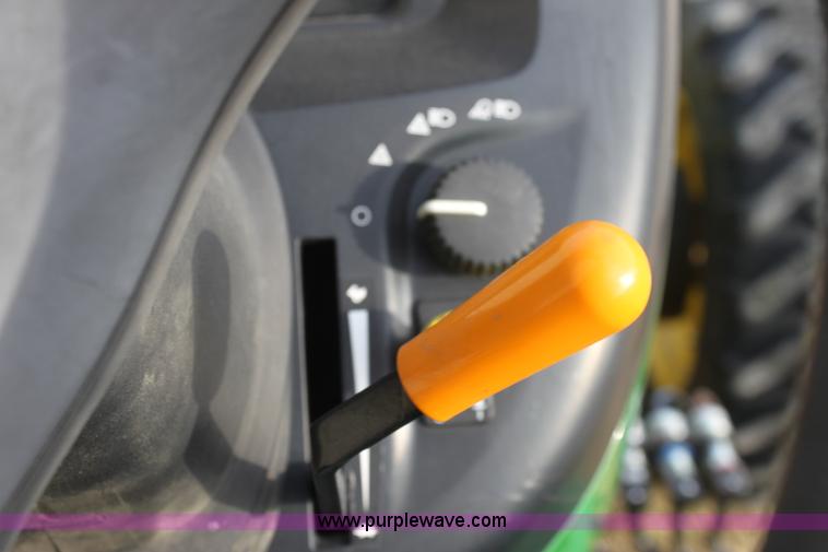 image for item E8236 2010 John Deere 4105 MFWD tractor