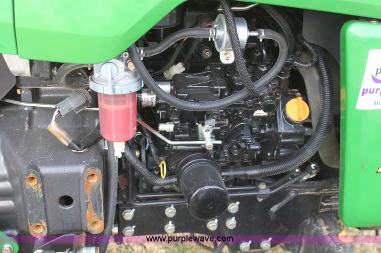 image for item E8236 2010 John Deere 4105 MFWD tractor