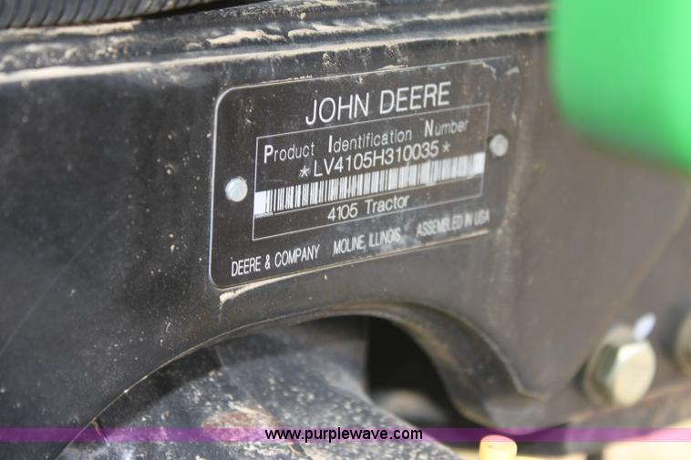 image for item E8236 2010 John Deere 4105 MFWD tractor