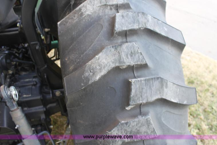 image for item E8236 2010 John Deere 4105 MFWD tractor