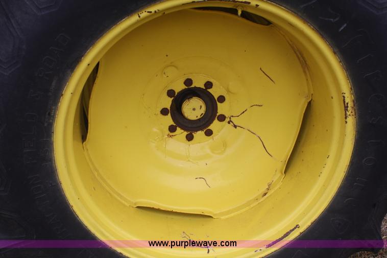 image for item F2720 1974 John Deere 4630 tractor