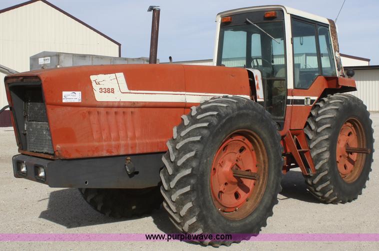 image for item F2726 1978 International 3388 2+2 4WD tractor
