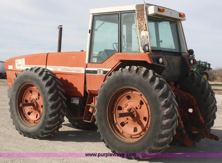 image for item F2726 1978 International 3388 2+2 4WD tractor