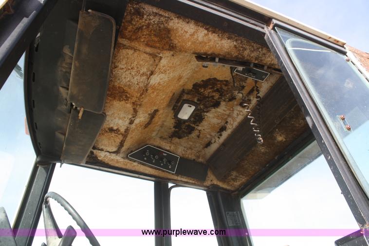 image for item F2726 1978 International 3388 2+2 4WD tractor