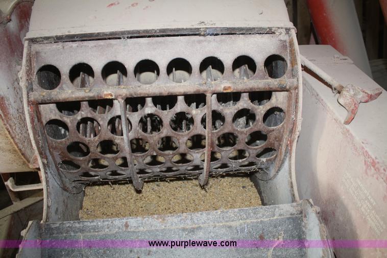 image for item F2727 Gehl 120XD grinder/mixer