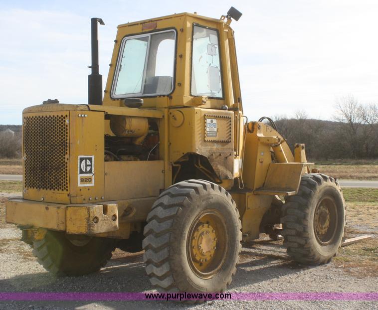 image for item F2728 1975 Caterpillar 920 wheel loader