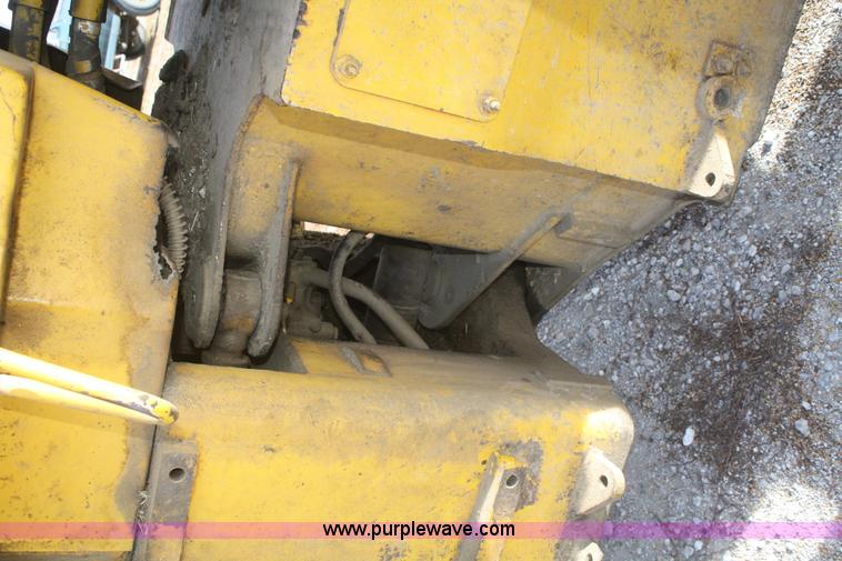 image for item F2728 1975 Caterpillar 920 wheel loader
