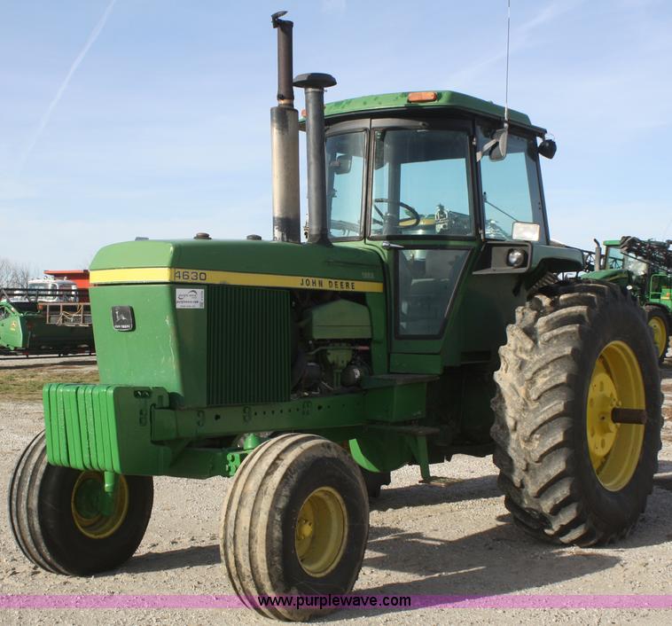 image for item F2729 1977 John Deere 4630 tractor