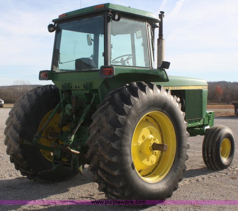 image for item F2729 1977 John Deere 4630 tractor