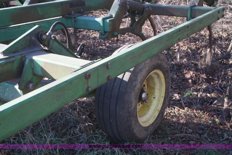 image for item F2900 John Deere 712 soil saver