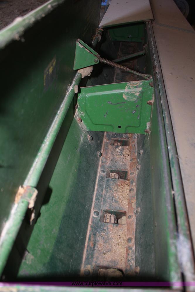 image for item F2901 John Deere FBA grain drill