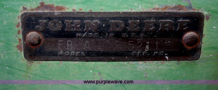 image for item F2901 John Deere FBA grain drill