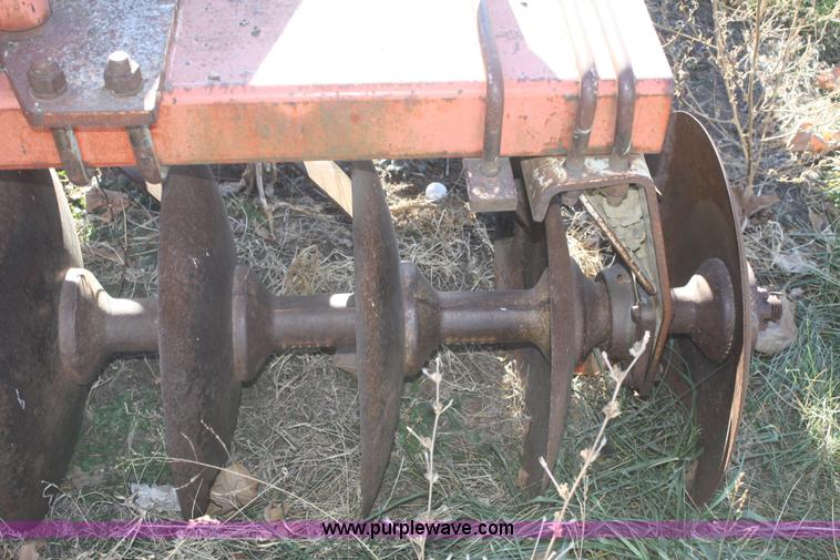 image for item F2902 Allis Chalmers 3100 offset disc