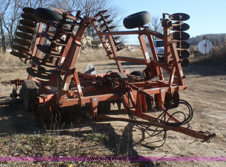 image for item F2903 Massey-Ferguson 820 disc