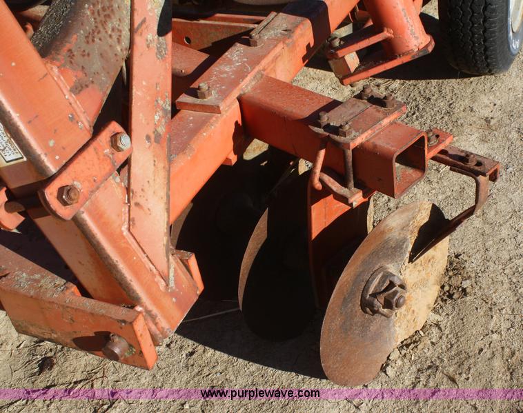 image for item F2903 Massey-Ferguson 820 disc