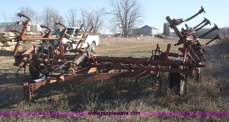 image for item F2904 International 45 field cultivator