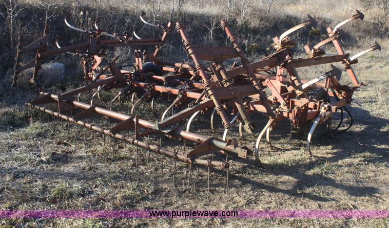 image for item F2904 International 45 field cultivator
