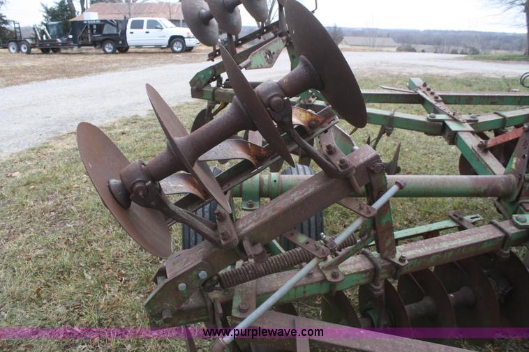 image for item F2907 John Deere disc