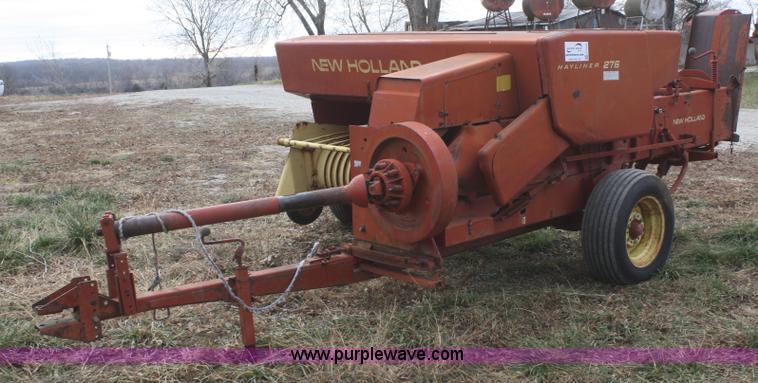 image for item F2909 New Holland 276 square baler