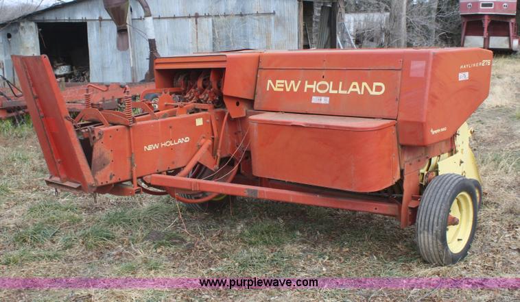 image for item F2909 New Holland 276 square baler