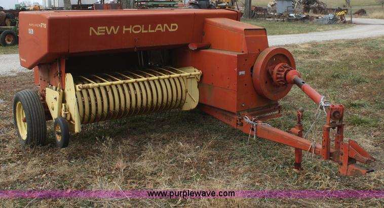 image for item F2909 New Holland 276 square baler