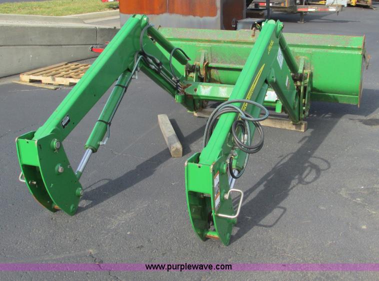 image for item F4056 2005 John Deere 673 loader attachment