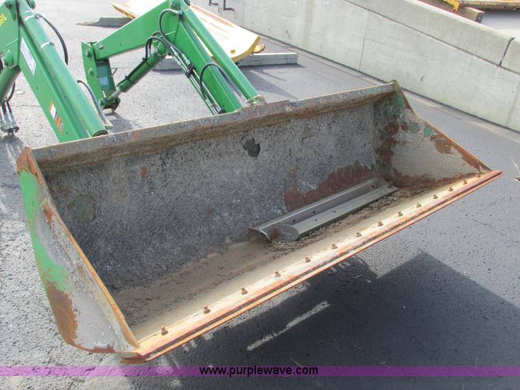 image for item F4056 2005 John Deere 673 loader attachment