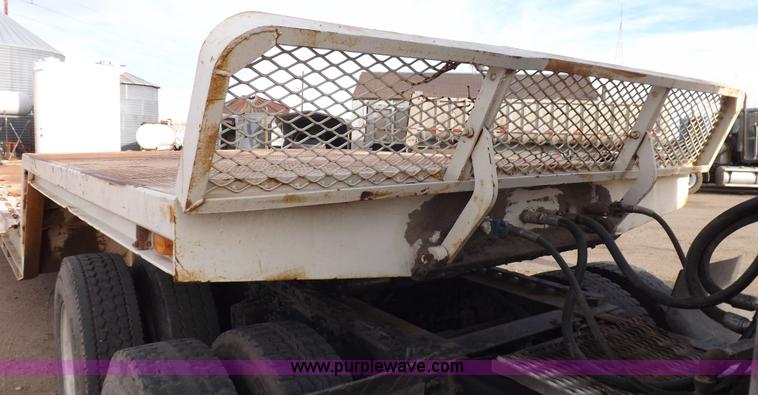 image for item F6348 1978 Landoll 46' hydraulic equipment trailer