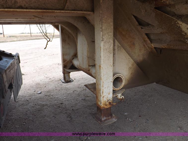 image for item F6348 1978 Landoll 46' hydraulic equipment trailer