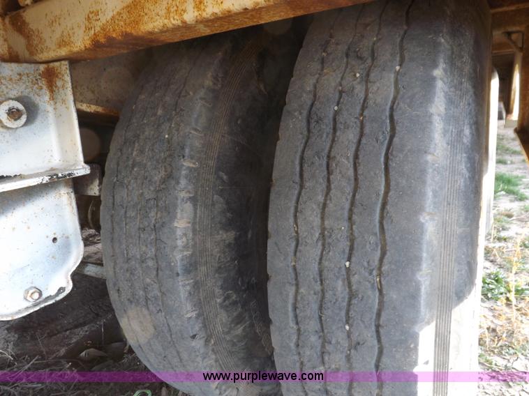 image for item F6348 1978 Landoll 46' hydraulic equipment trailer