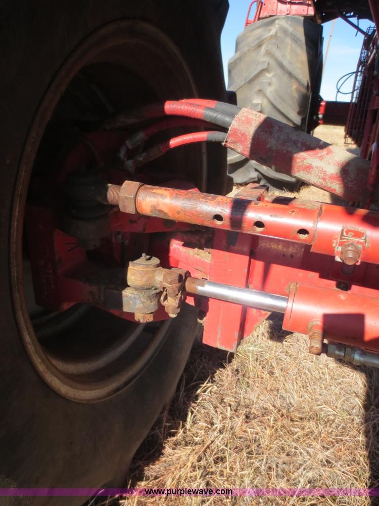 image for item F6542 1993 Case IH 1688 combine