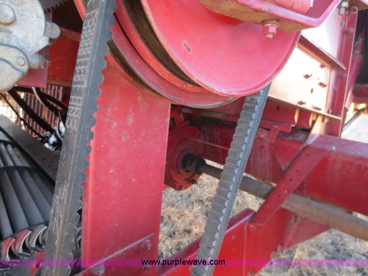 image for item F6542 1993 Case IH 1688 combine
