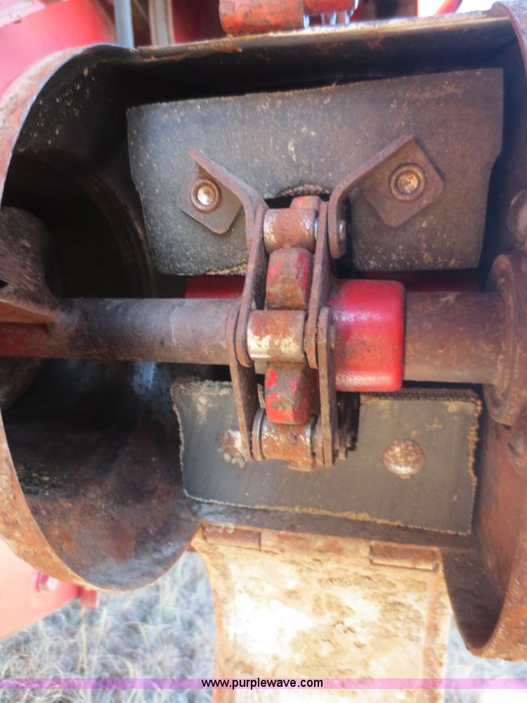 image for item F6542 1993 Case IH 1688 combine