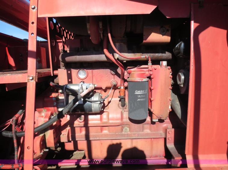 image for item F6542 1993 Case IH 1688 combine