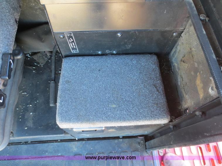 image for item F6542 1993 Case IH 1688 combine