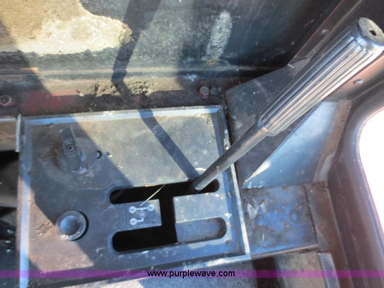 image for item F6542 1993 Case IH 1688 combine