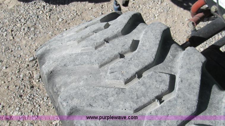 image for item G5573 2008 John Deere 4105 MFWD tractor